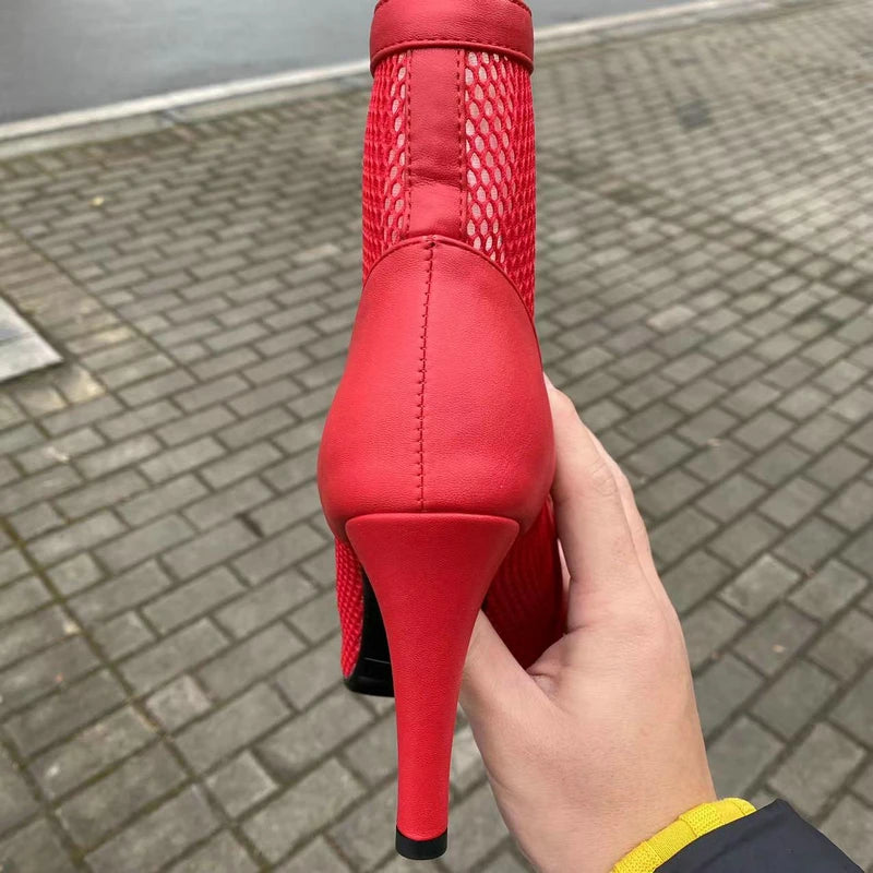 Botas Peep Toe Femininas em Tela e Salto Alto