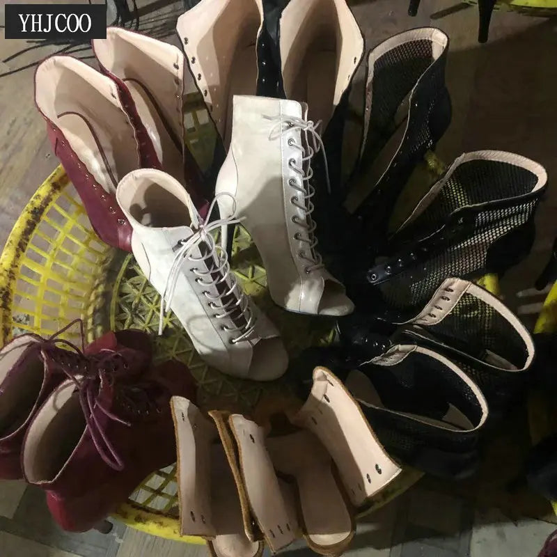 Botas Peep Toe Femininas em Tela e Salto Alto