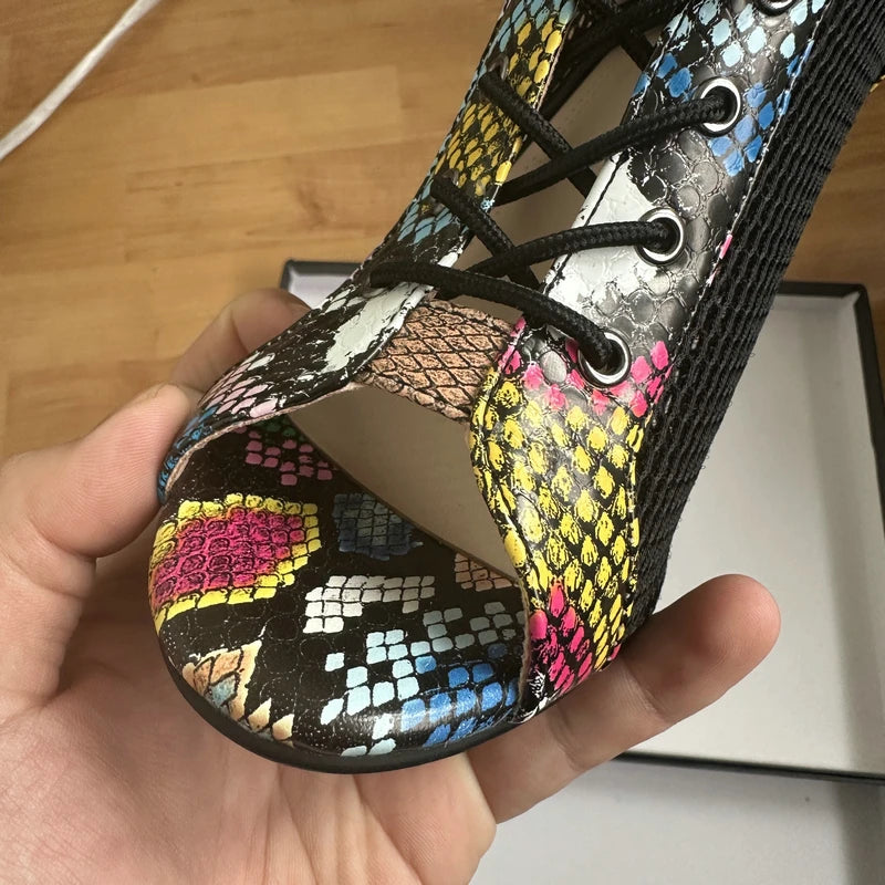 Botas Peep Toe Femininas em Tela e Salto Alto
