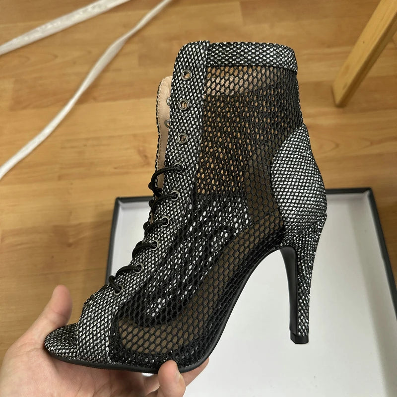 Botas Peep Toe Femininas em Tela e Salto Alto