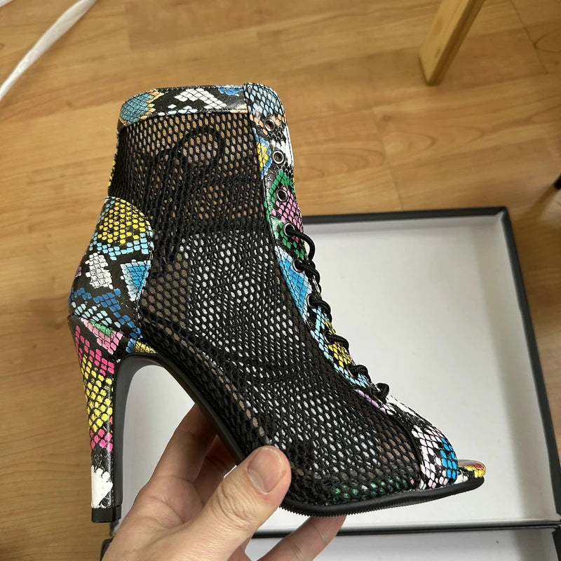 Botas Peep Toe Femininas em Tela e Salto Alto