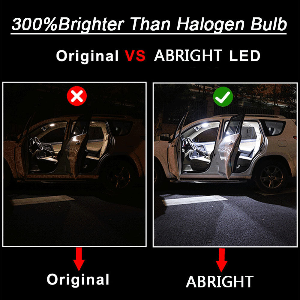 Comparação entre luz LED interior Honda CRV da ABRIGHT e lâmpada halógena, mostrando maior luminosidade.