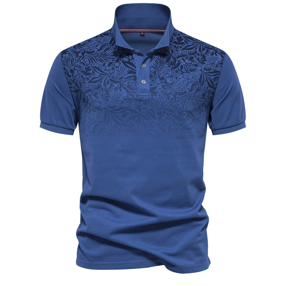 Camisa polo masculina gradiente azul com detalhes florais e gola polo para um visual elegante