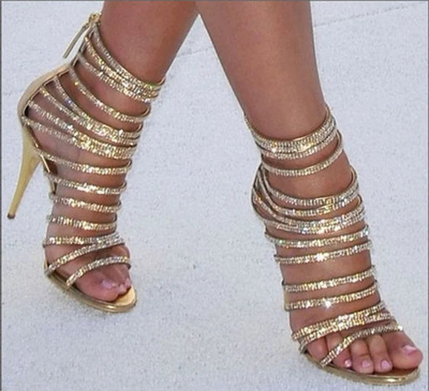 Sandálias femininas Comemore com salto alto com strass, estilo elegante e sofisticado