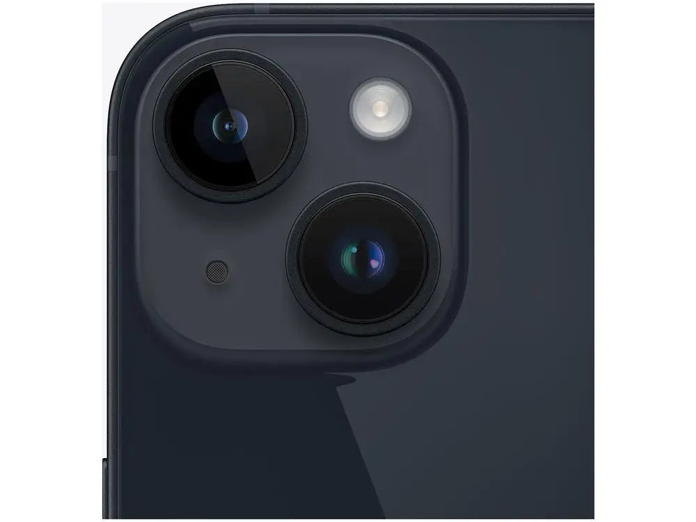 Detalhe da câmera do iPhone 14 Preto Meia Noite com lentes duplas e flash LED