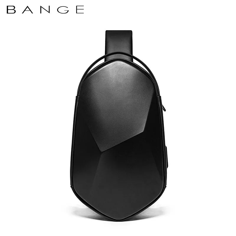 Bolsa masculina design casca dura da BANGE com formato moderno e resistente, ideal para uso diário