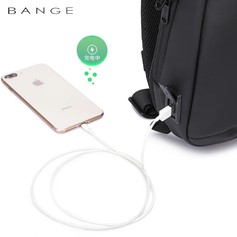 Bolsa masculina transversal BANGE com porta USB para carregar dispositivos móveis
