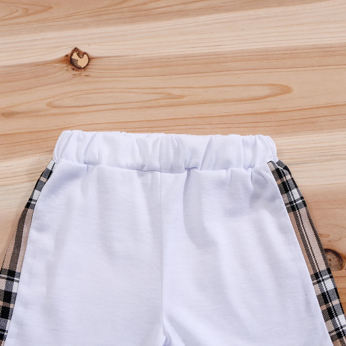 IURNXB conjunto roupa infantil menino estampa divertida calça branca com cós elástico e faixas xadrez lateral