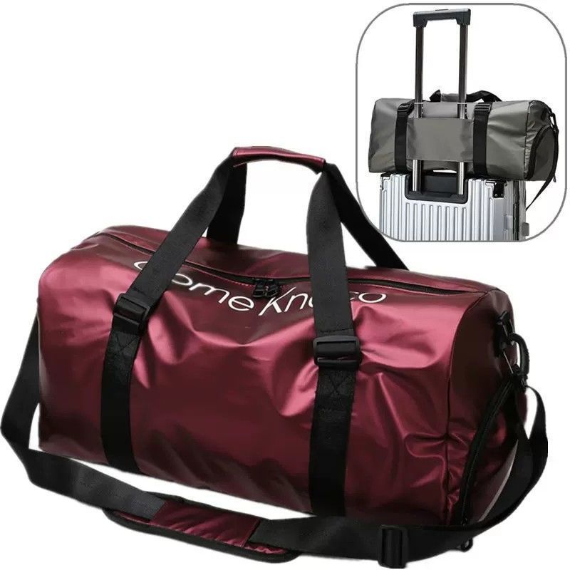 Bolsa de ginástica com compartimento para sapatos em vermelho, ideal para transportar roupas e calçados.