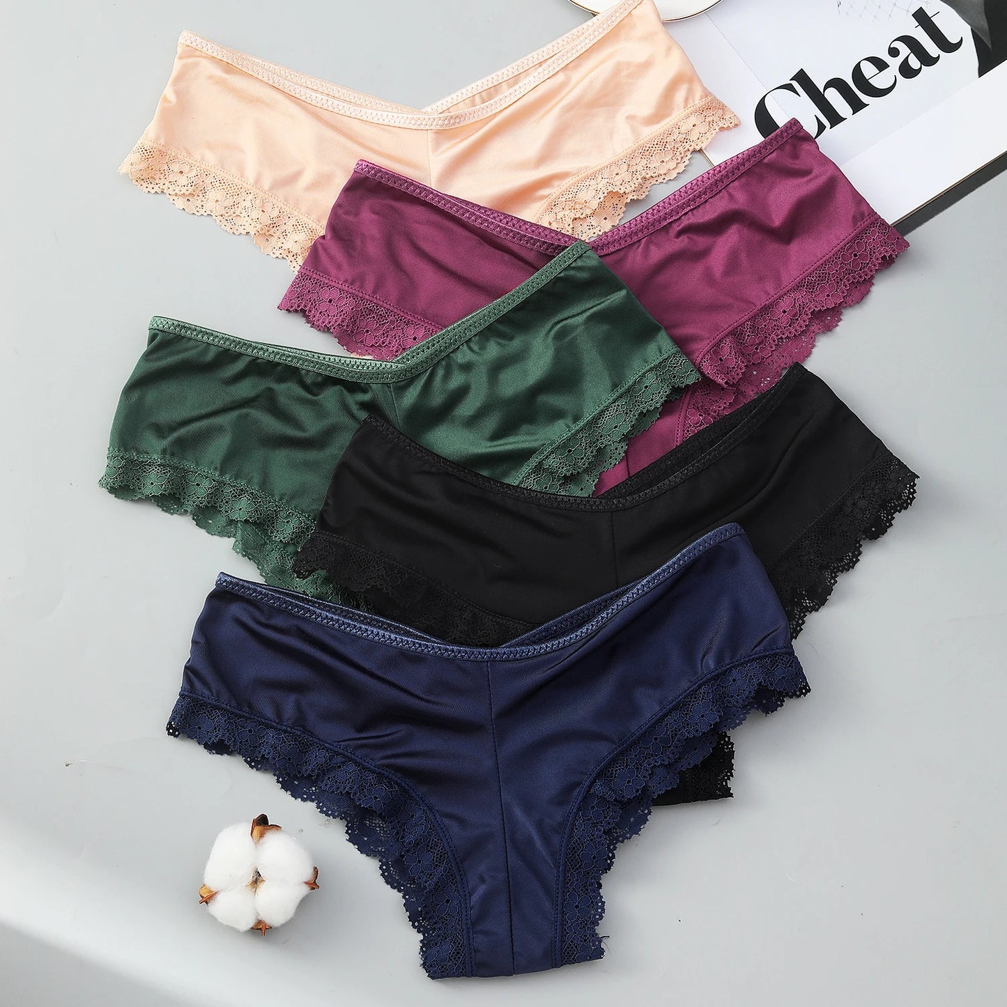 Conjunto de calcinhas femininas de renda feminina em várias cores com detalhes em renda na cintura