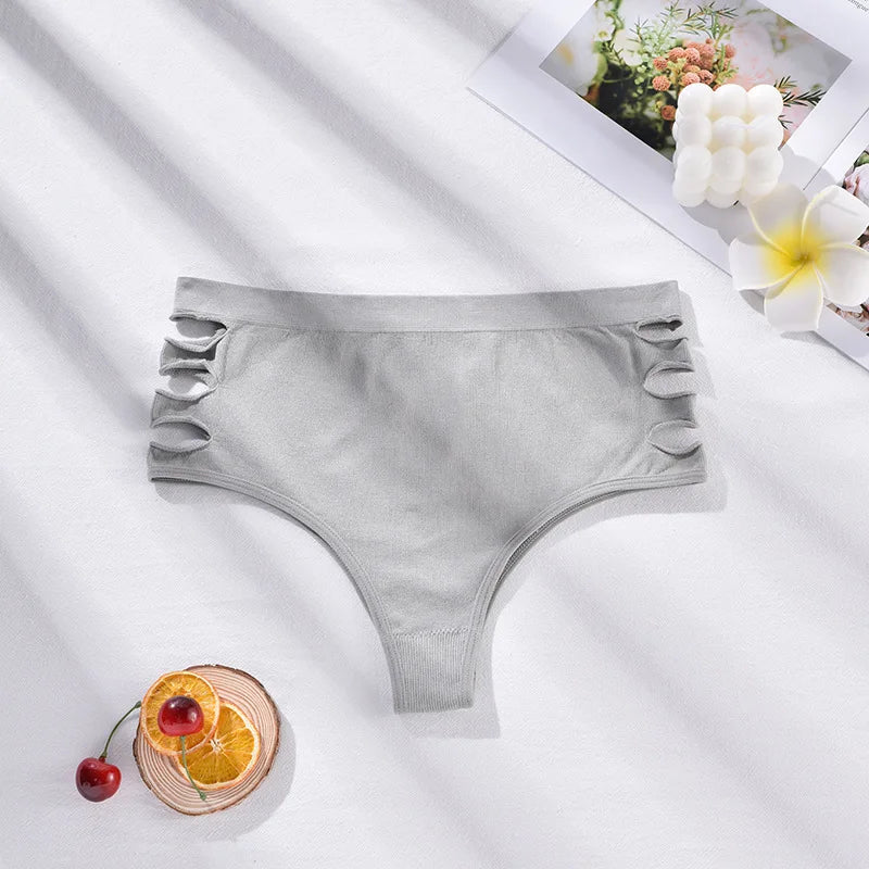 Calcinha feminina cintura alta cinza com detalhes de babados nas laterais para conforto e estilo