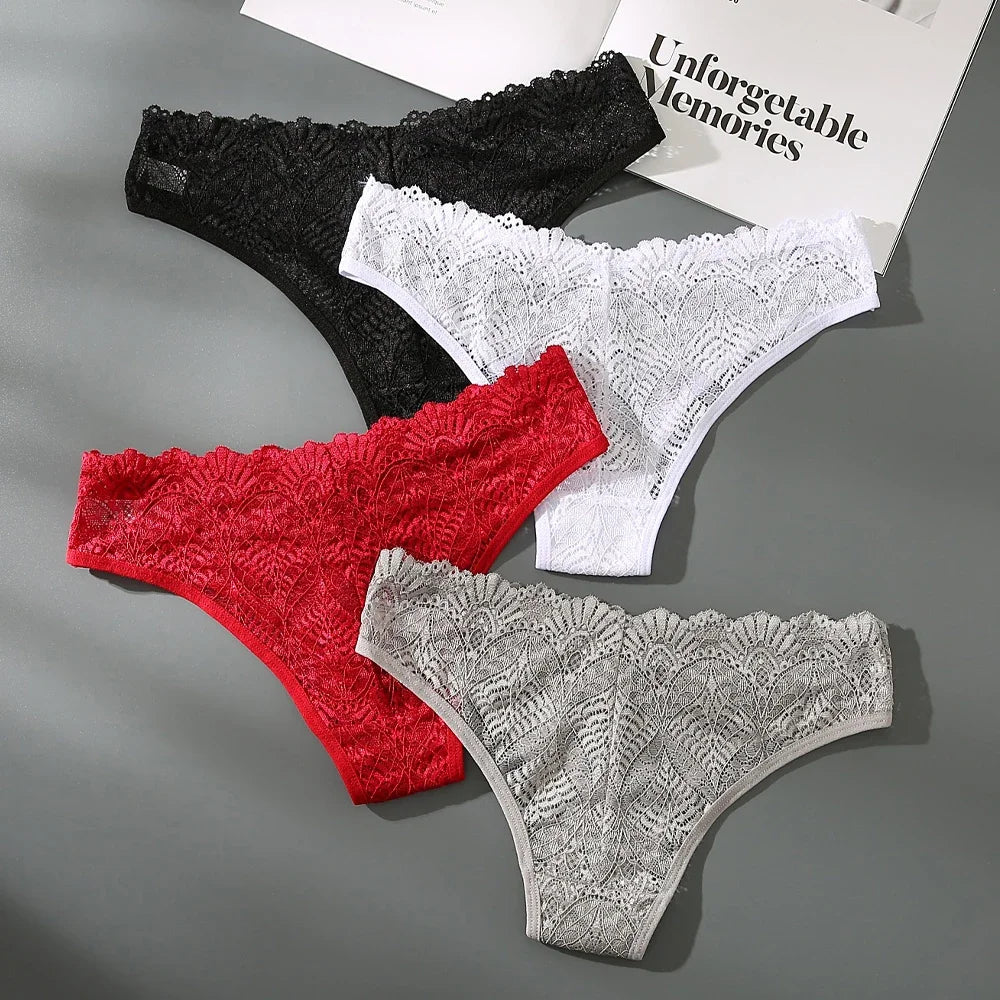 Conjunto de calcinhas rendadas femininas em diversas cores: preto, branco, vermelho e cinza