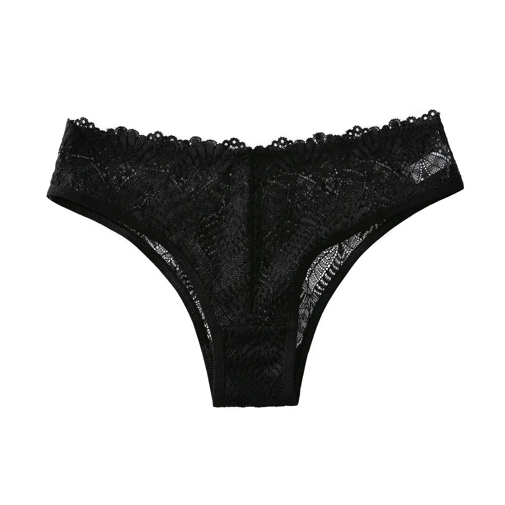 Calcinha feminina em renda preta, elegante e confortável, ideal para uso diário com calcinhas rendadas femininas