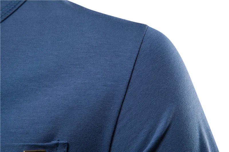 Camiseta casual masculina AIOPESON em azul com tecido macio e detalhes elegantes