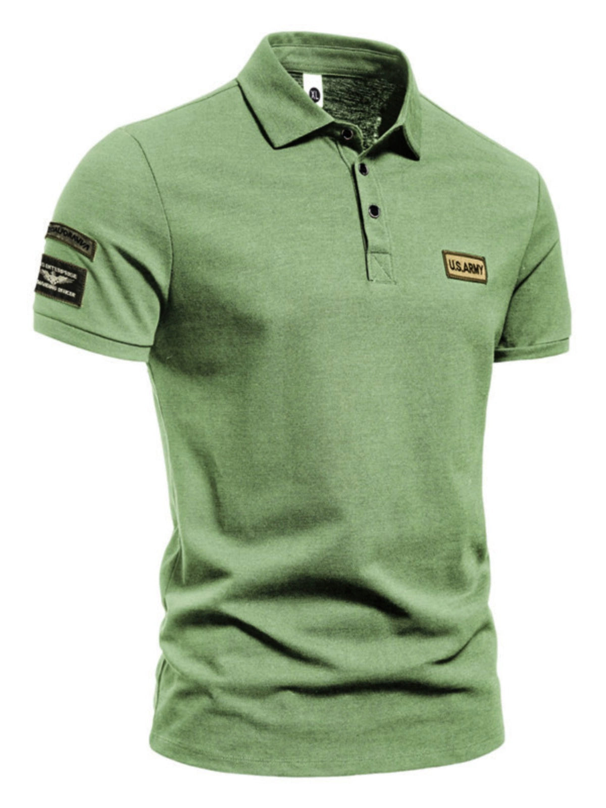 Camiseta militar masculina em verde com detalhes em bordado e logo na frente