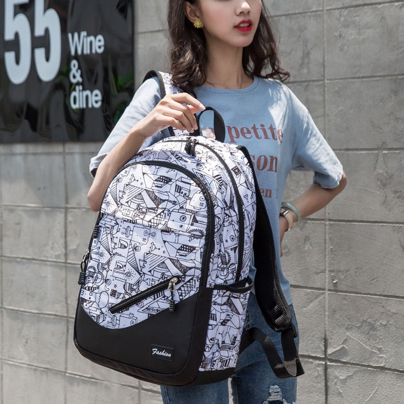 Mochila escolar grande capacidade da MJZKXQZ com design moderno e alças confortáveis para crianças