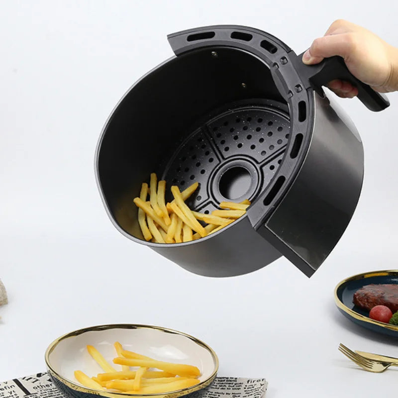 Fritadeira Air Fryer 5L 1400W com cesto removível e batatas fritas crocantes no interior