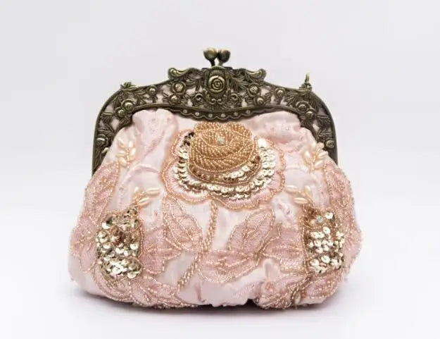 Bolsa feminina vintage rosa com detalhes em lantejoulas e design clássico da HISUELY