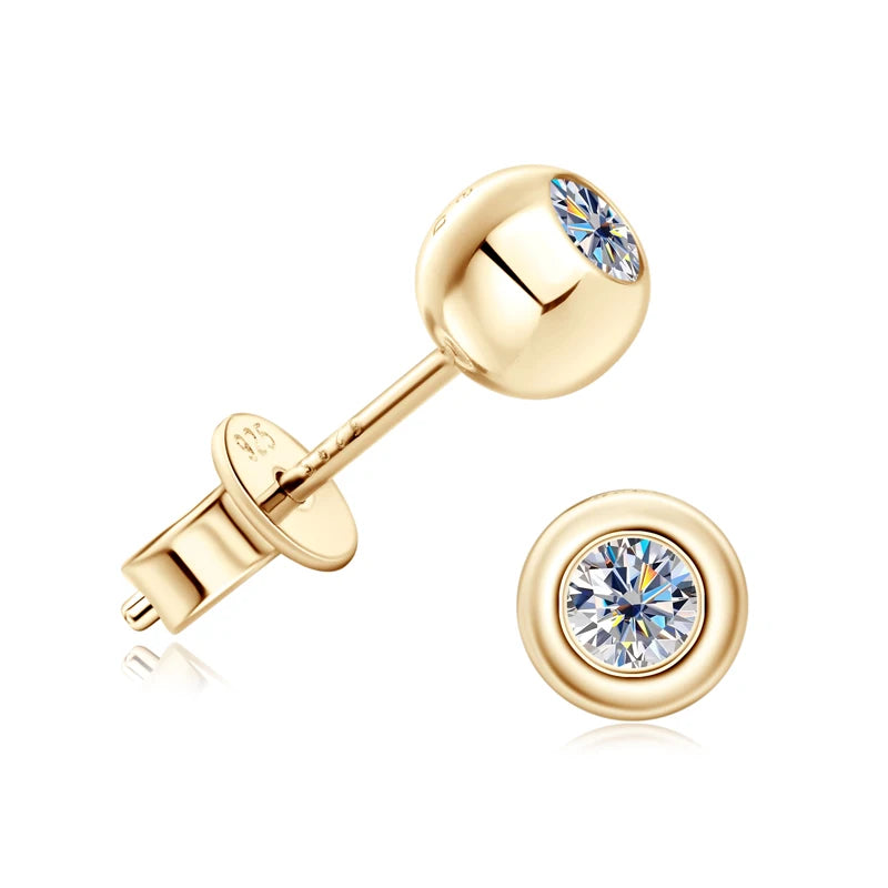 Brincos unisex moissanite em ouro com design elegante e brilho intenso, perfeitos para qualquer ocasião