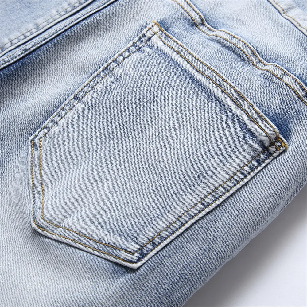 Calça masculina jeans hip hop masculino com bolso traseiro de design moderno e lavagem clara