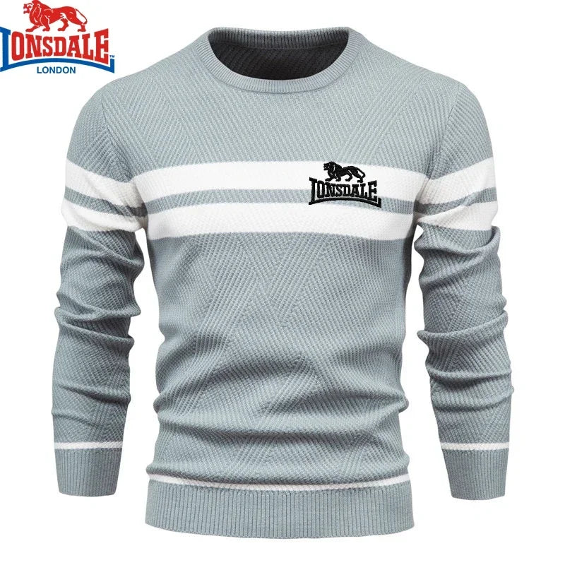 Casaco suéter masculino quente LONSDALE em cinza com listras brancas e detalhe de logo.