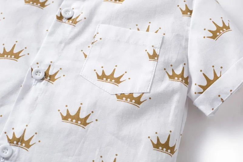 Conjunto infantil YSOYOK camisa branca com estampas de coroas douradas e roupa menino com gravata borboleta amarela para festas