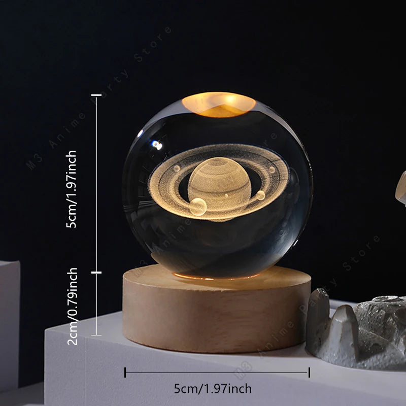 Lâmpada de led decorativa O Badalo do sino com bola de cristal decorativa brilhante 5cm em base de madeira e luz amarela