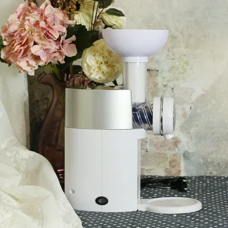 Máquina de fazer sorvetes CHCYUS para sobremesas congeladas caseiras, com design moderno e fácil de usar