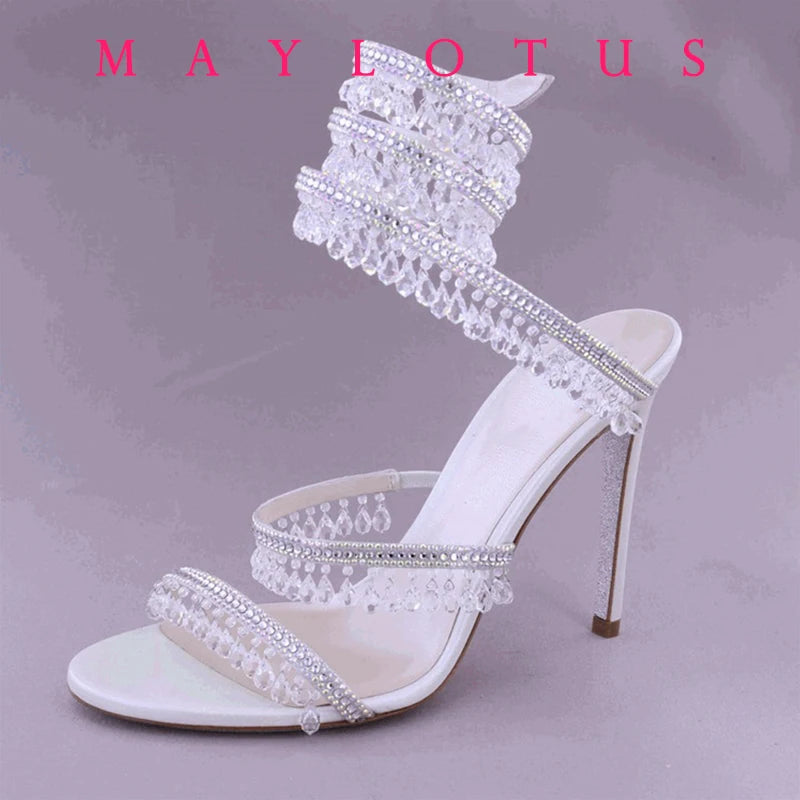 Sandálias femininas MAYLOTUS brancas com aplicações brilhantes, perfeitas como sapatos de casamento stiletto