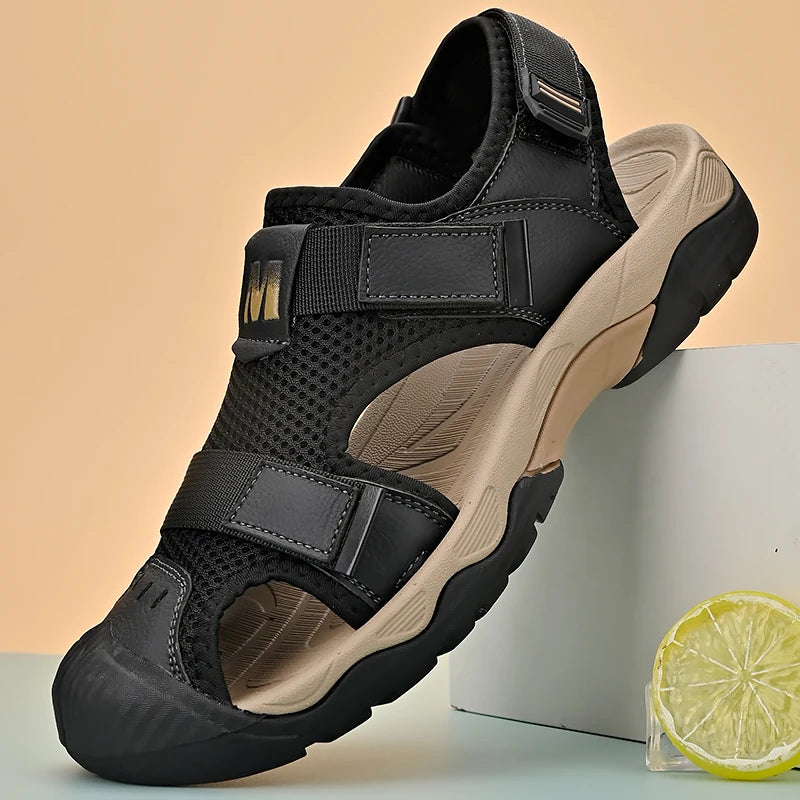 Sandália masculina MILLIQ em preto com design esportivo e solado antiderrapante para homens