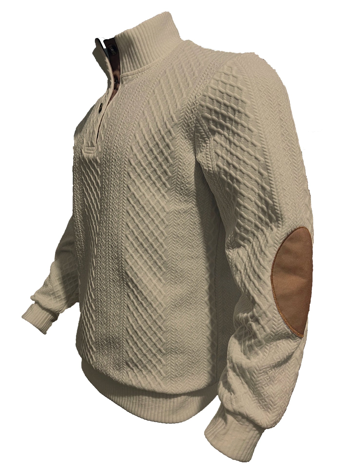 Suéter masculino claro com textura trançada e detalhes em couro, ideal para moda masculina primavera
