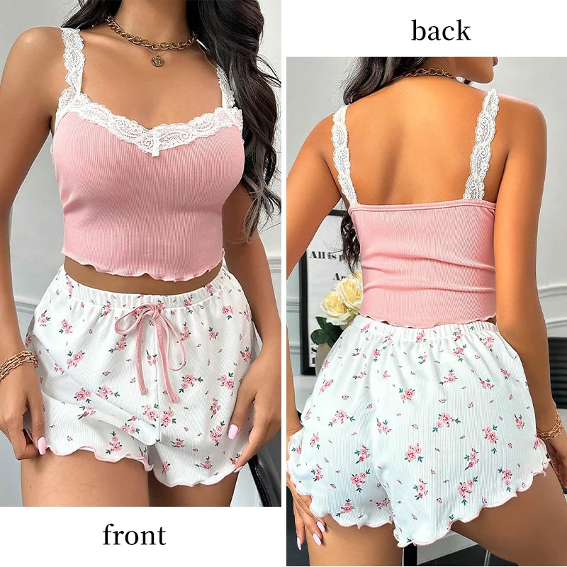Pijama feminino nervuras com top de renda e short estampado de flores, vista frontal e traseira