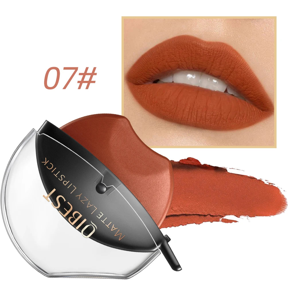 Batom Sólido QIBEST na cor 07 com acabamento matte, ideal para um look de batom preguiçoso inovador