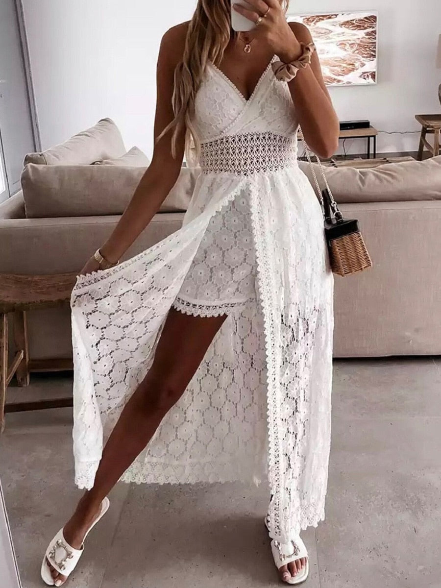 Macacão feminino SANNEDONG em renda branca, ideal como roupa casual feminina branca para ocasiões descontraídas