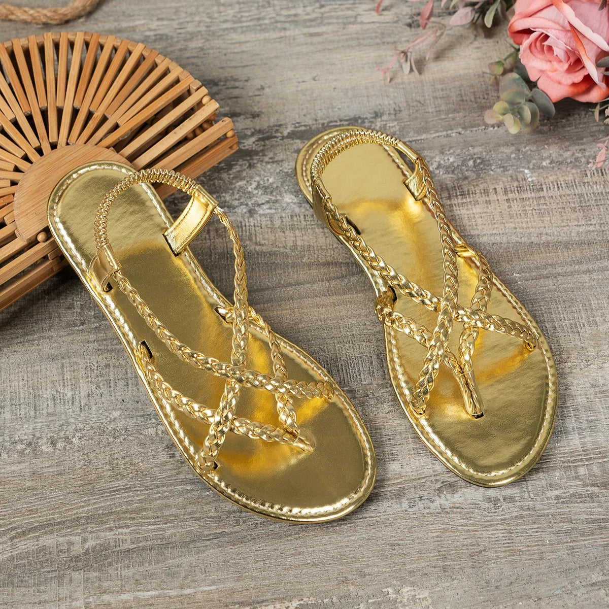 Sandálias femininas trançadas em dourado, elegantes e confortáveis para o verão