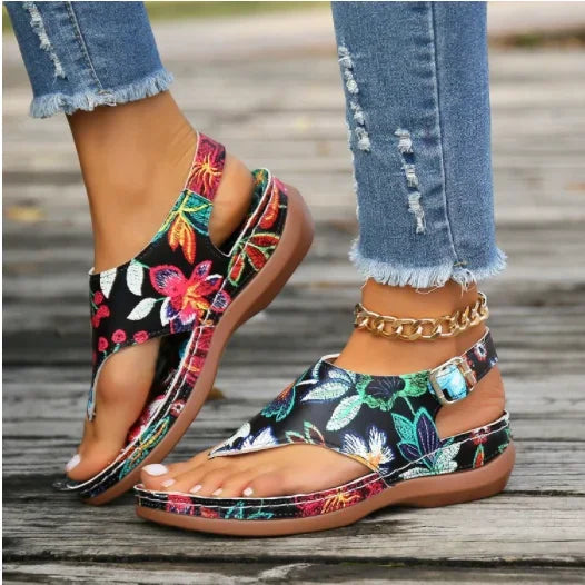 Sandálias femininas GRAN PLAN com design floral, ideais como sapatos casuais com flores