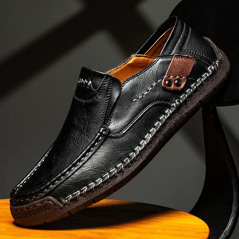 Sapatos masculinos de couro KJEDGB pretos com design elegante e conforto para uso diário