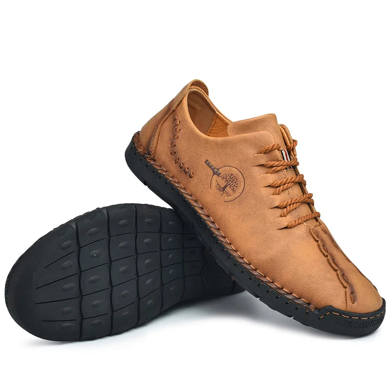 Sapatos masculinos de couro KJEDGB em tom caramelo com solado antiderrapante