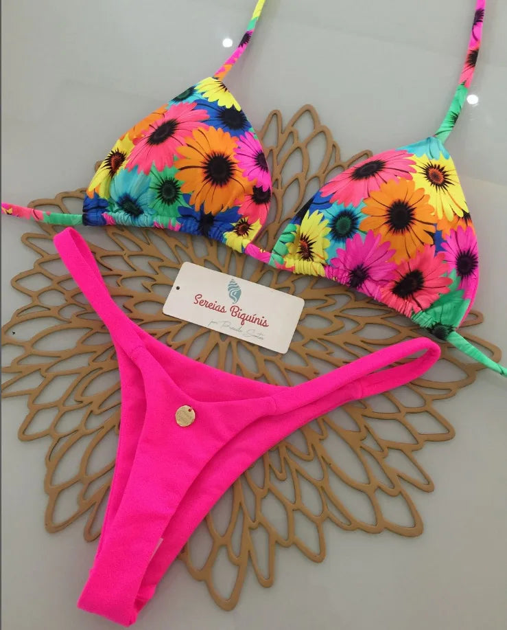 Biquíni feminino colorido floral ideal para moda praia estilo animal print