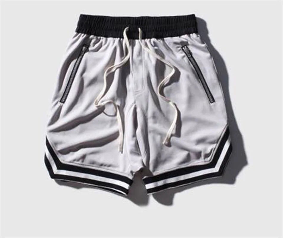 Shorts masculinos esportivos YIMIPHER em cinza com bolsos e detalhes em preto para atividades físicas
