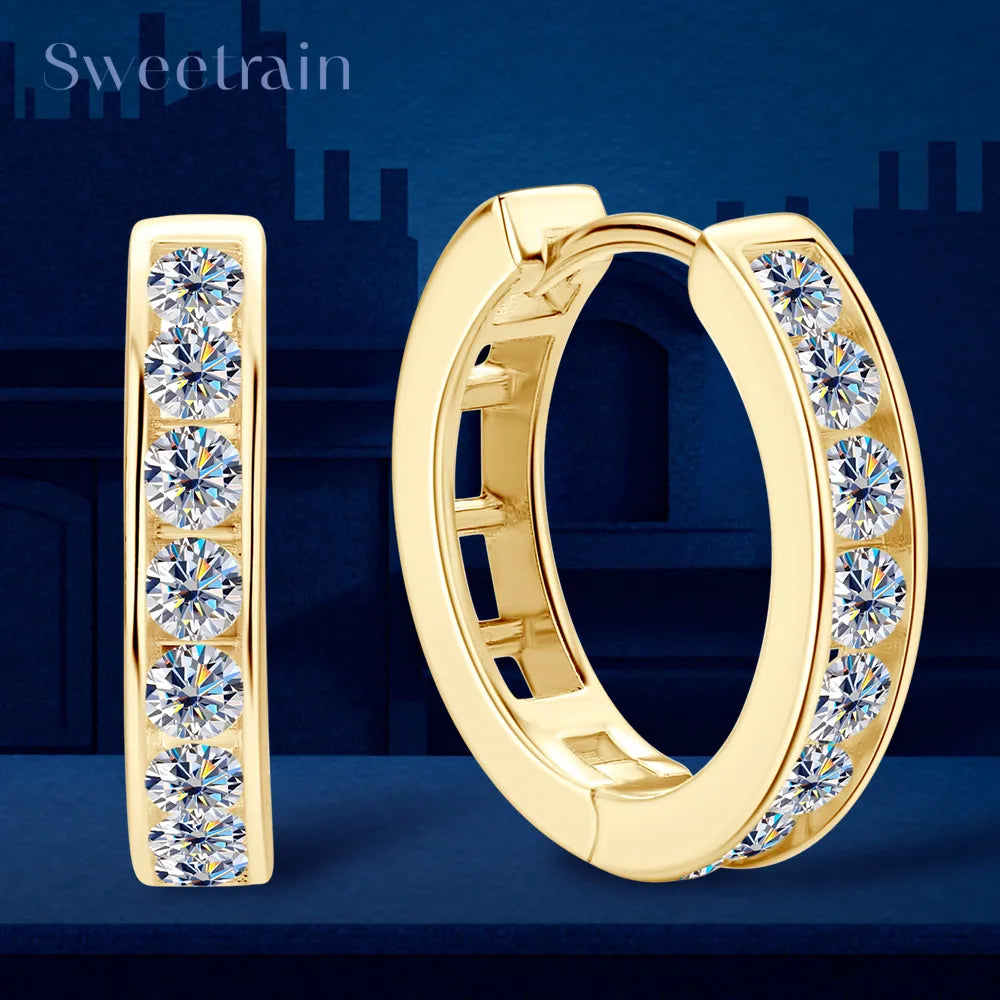 Brincos moissanite prata esterlina com design elegante e pedras brilhantes, perfeitos para qualquer ocasião