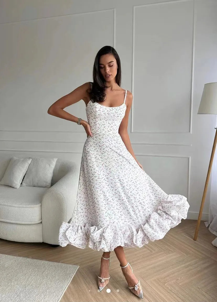 Vestido feminino elegante OLOMLB branco com estampas e detalhe de babado na barra