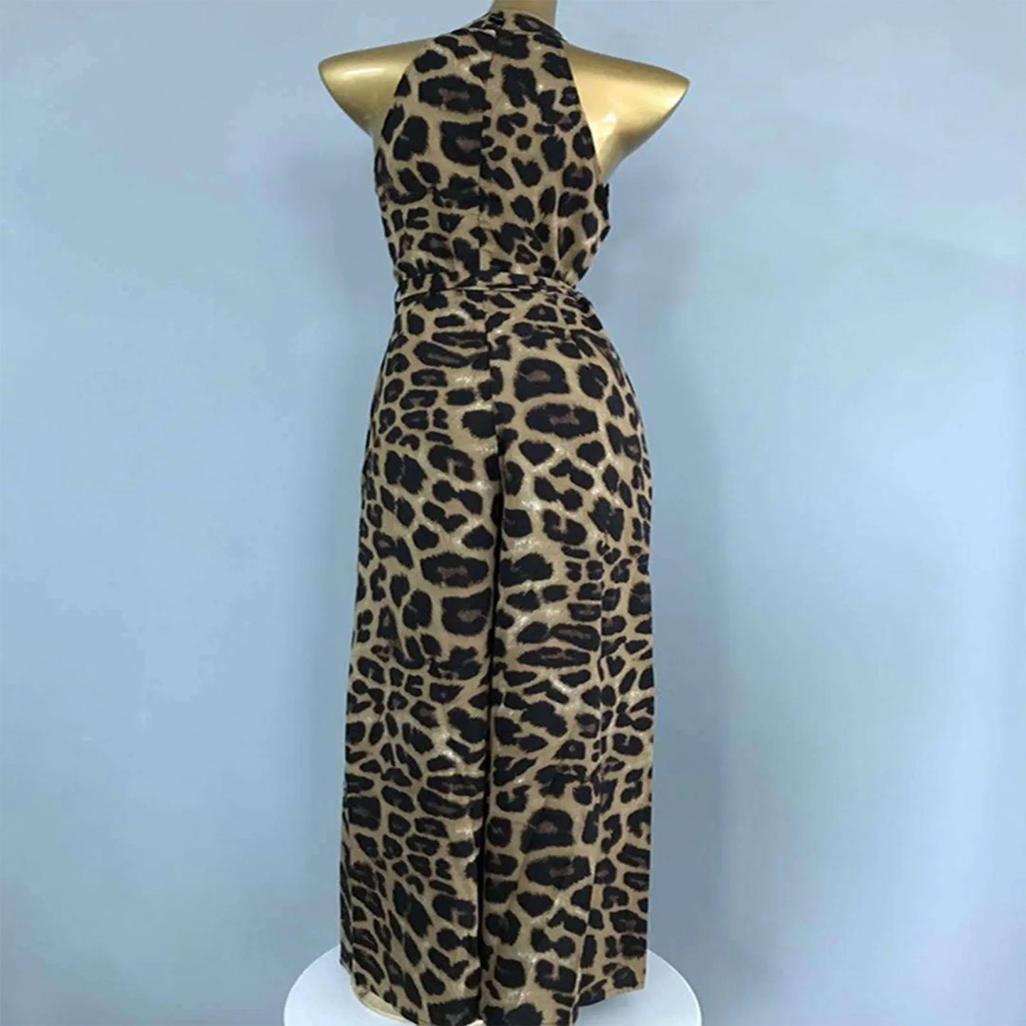 Vestido leopardo sem mangas da ELSVIOS, com estampa ousada e design elegante, ideal para ocasiões casuais.