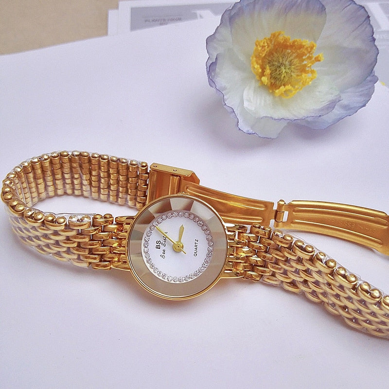 Relógio de pulso feminino 2025 da BS com design elegante e pulseira dourada brilhante