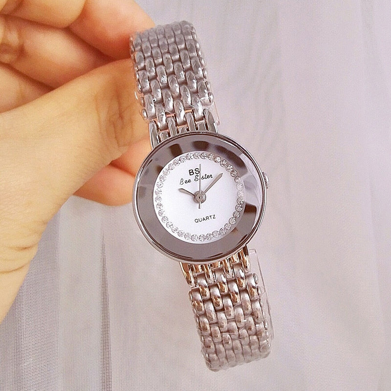 Relógio de pulso feminino 2025 da BS com mostrador elegante e bracelete brilhante