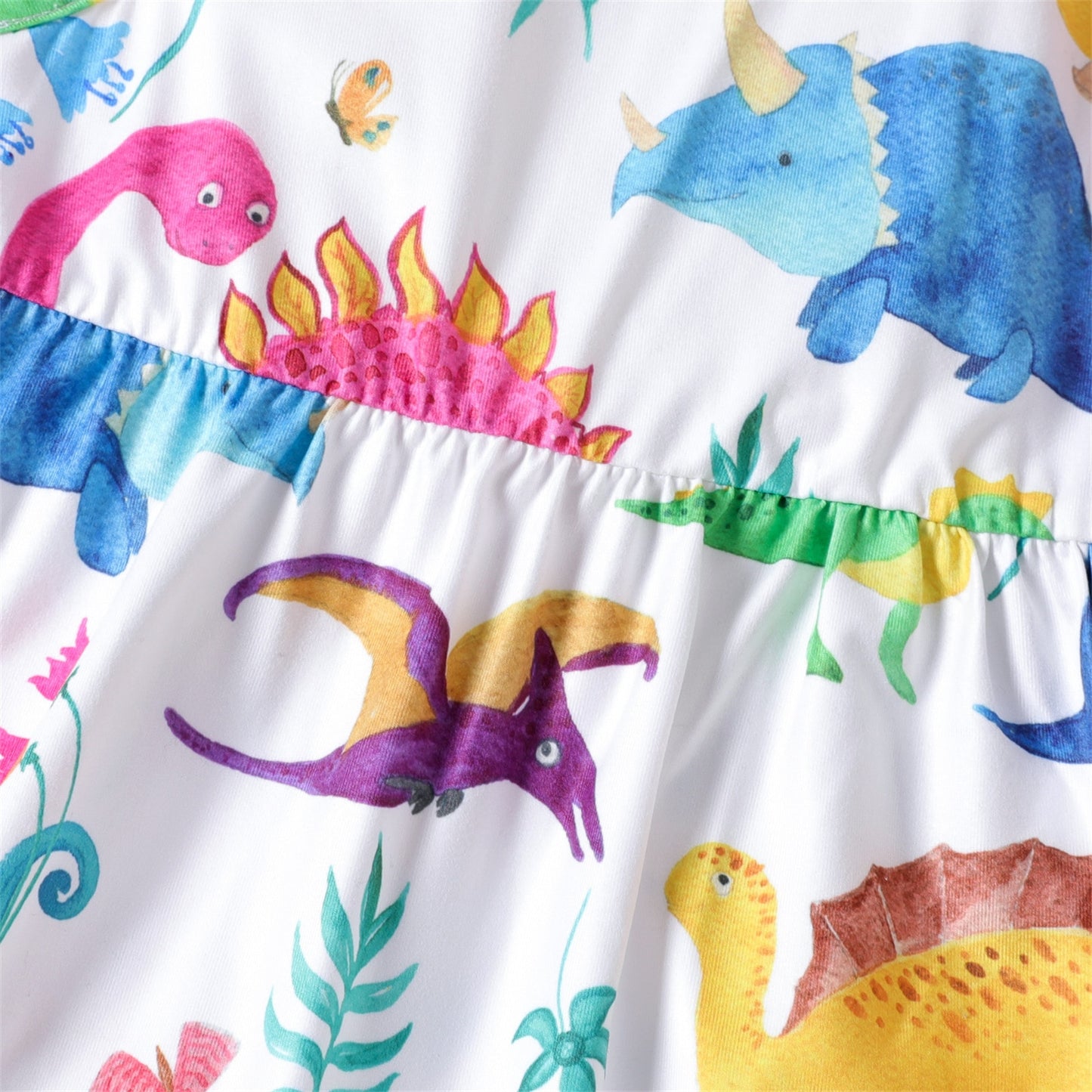 Vestido infantil feminino PATPAT com estampa colorida de dinossauros em fundo claro