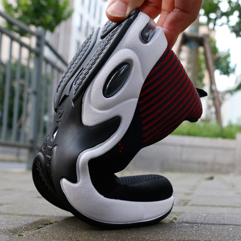Sapato esportivo masculino leve KAMUC com design moderno e sola flexível para conforto diário
