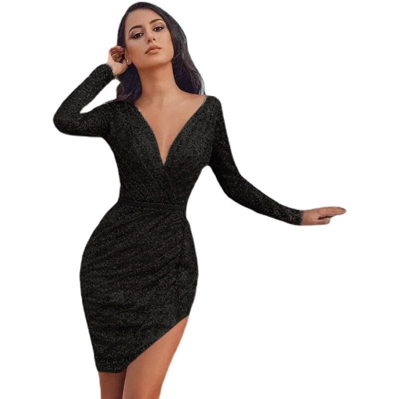 Vestido feminino curto preto com decote em V e mangas longas para ocasiões especiais