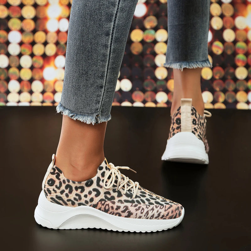 Tênis de malha feminino moda leopardo outono 2023 confortável deslizamento em fundo macio sapatos casuais mulher plataforma apartamentos tênis