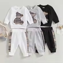 Conjunto de Roupa Infantil para Meninos - Outono - Blusa de Moletom com Bordado de Ursinho e Calça com Elástico na Cintura - 2 Peças